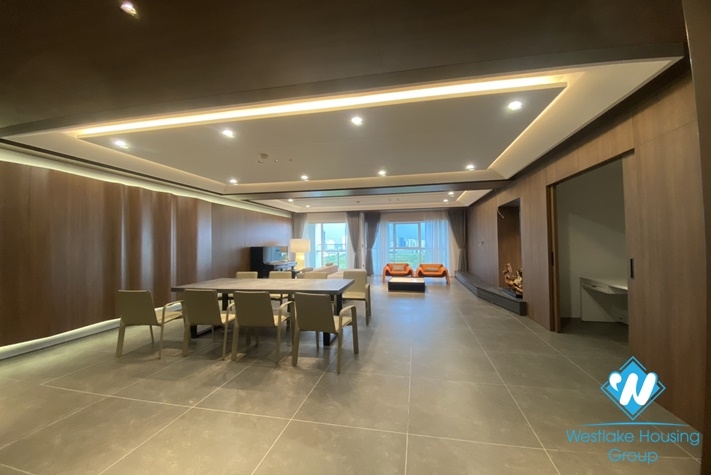 Luxurious and renovated 4 bedrooms apartment for rent in Ciputra, Tay Ho